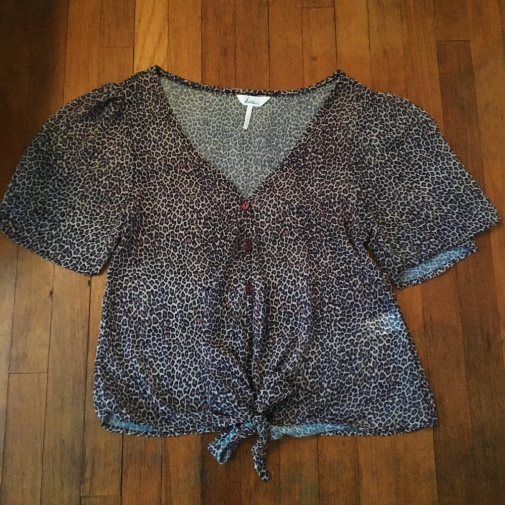 Kirra Cropped Button Up Top